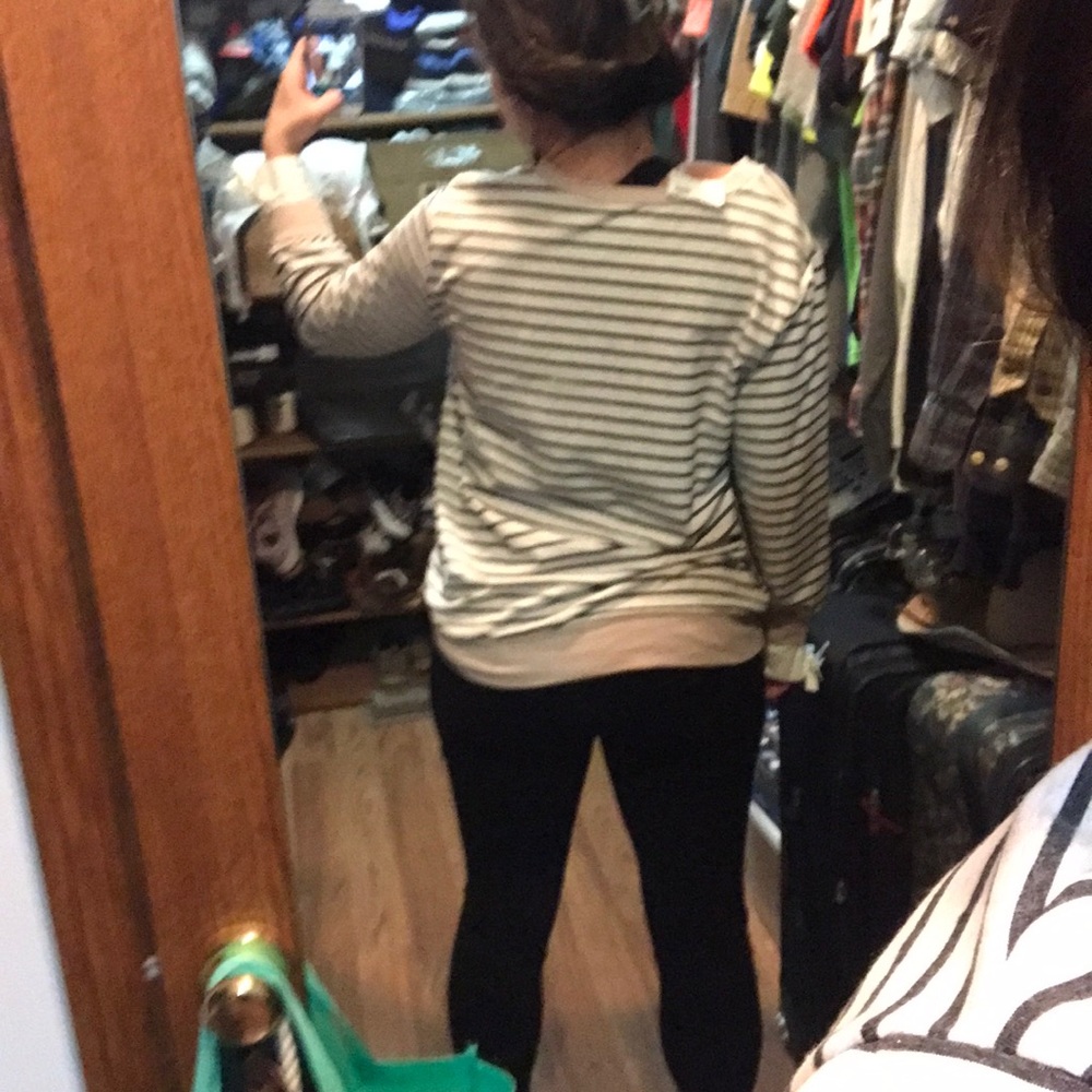 Doe & Rae Crew neck top - Picture 4 of 6